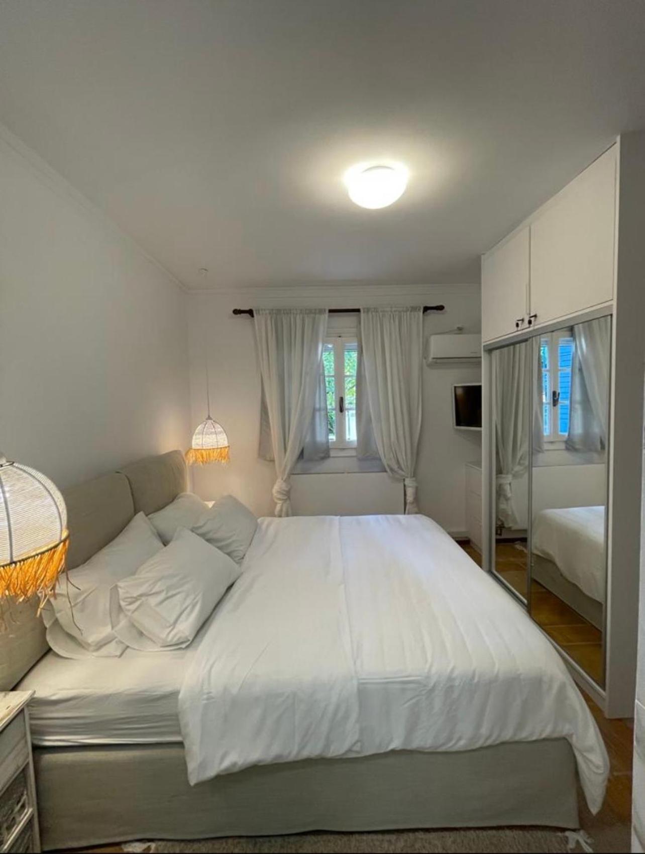 Sarwnisland Villa Lagonisi Exteriör bild